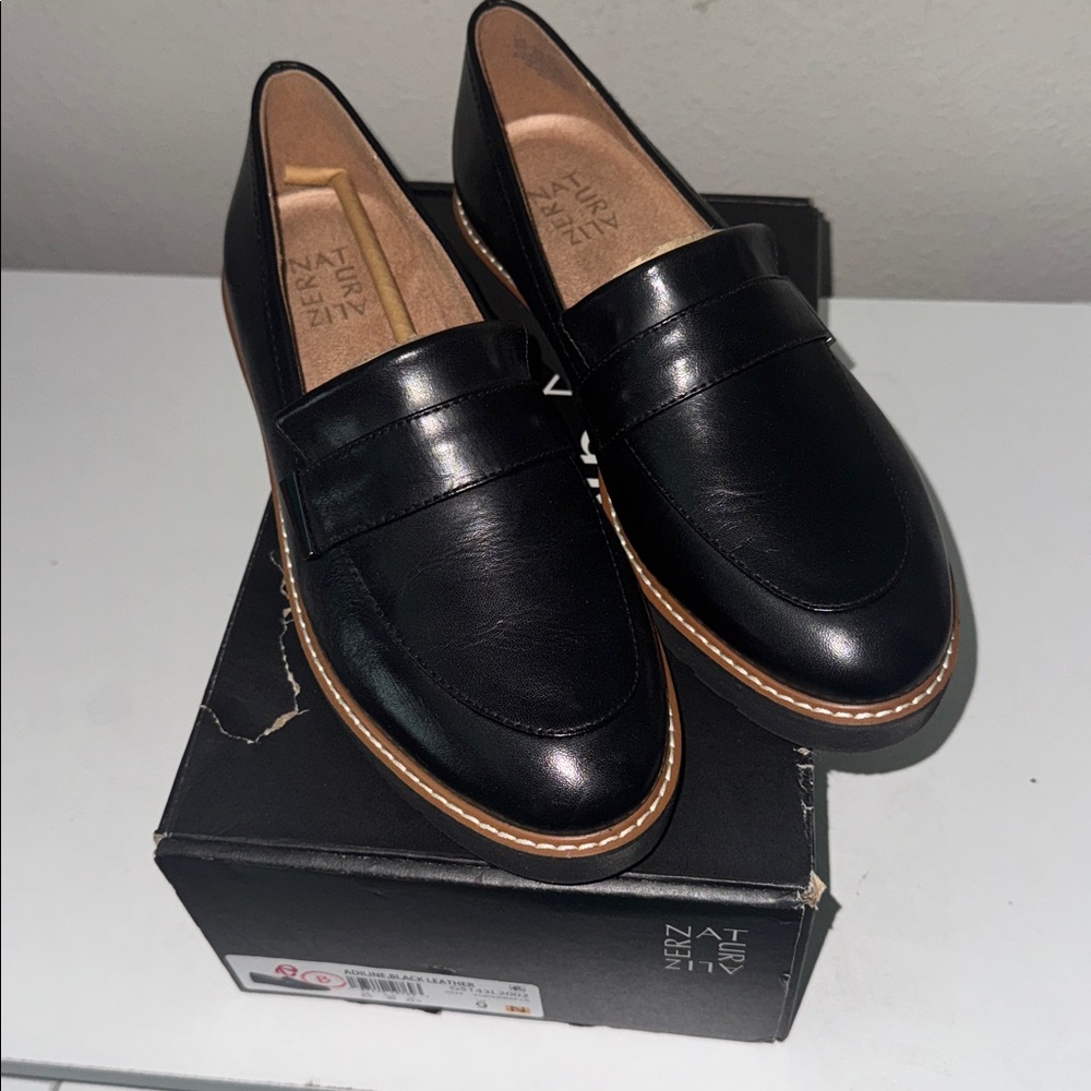 Naturalizer Black Moccasins for Women